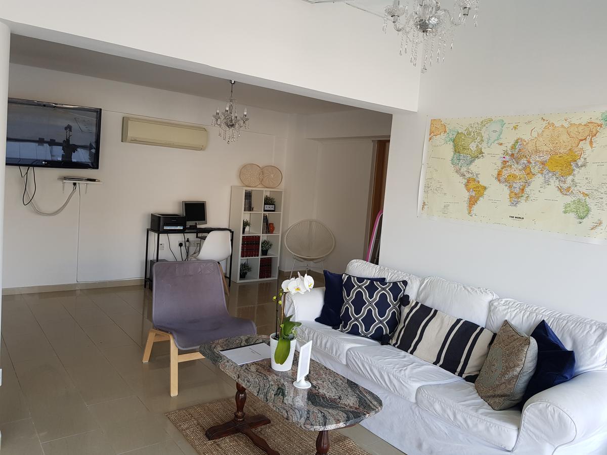 Valentinos Apartments Paphos Bagian luar foto