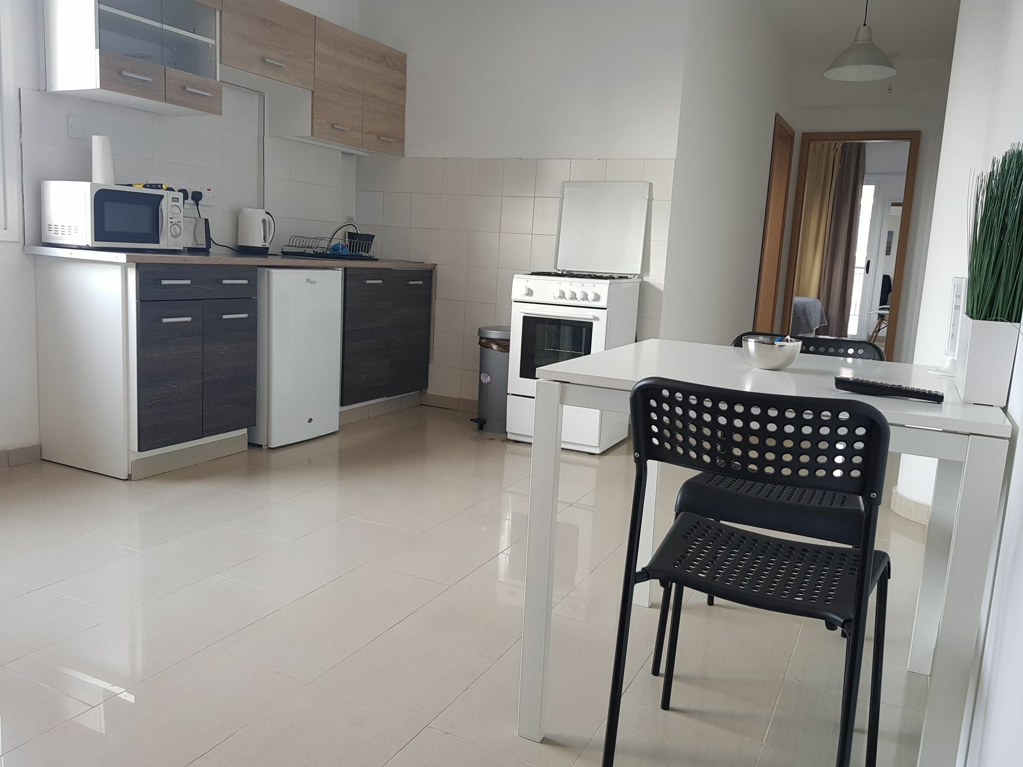 Valentinos Apartments Paphos Bagian luar foto